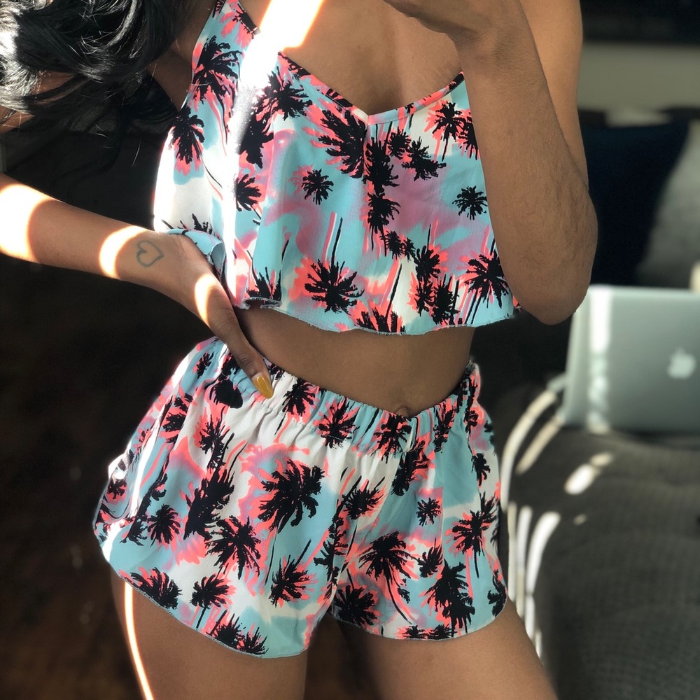 Tropical Set 🌴 - Picture 3 of 3